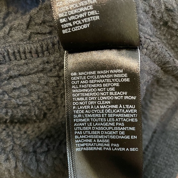 North Face Fleece Half Zip - Picture 6 of 7